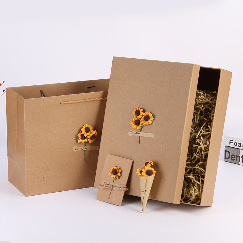送礼袋牛皮纸礼盒精美礼物包装盒_网红优惠券