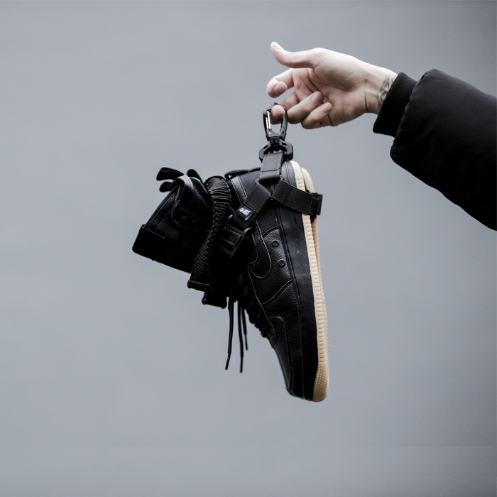 PUPIL17AW FOG-1111 Functional Magnet Shoe Buckle keychain