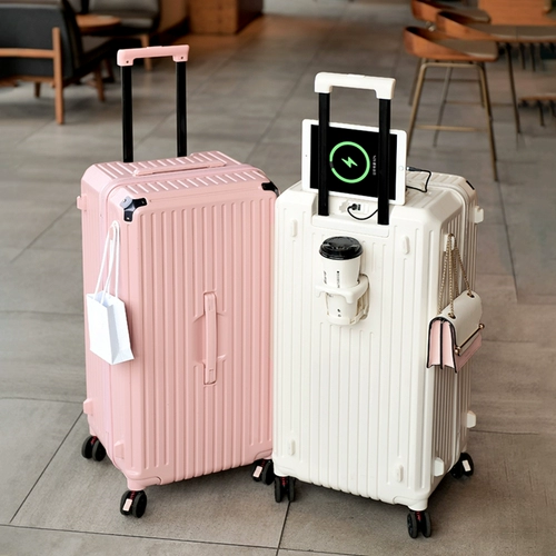 Вместительный и большой чемодан, держатель для стакана