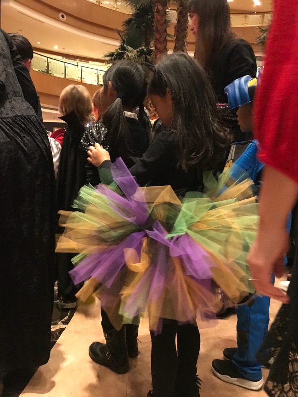 Trẻ em Halloween trang phục phụ huynh-trẻ em cô gái pettiskirt phù thủy cosplay trang phục hóa trang đồ bé trai