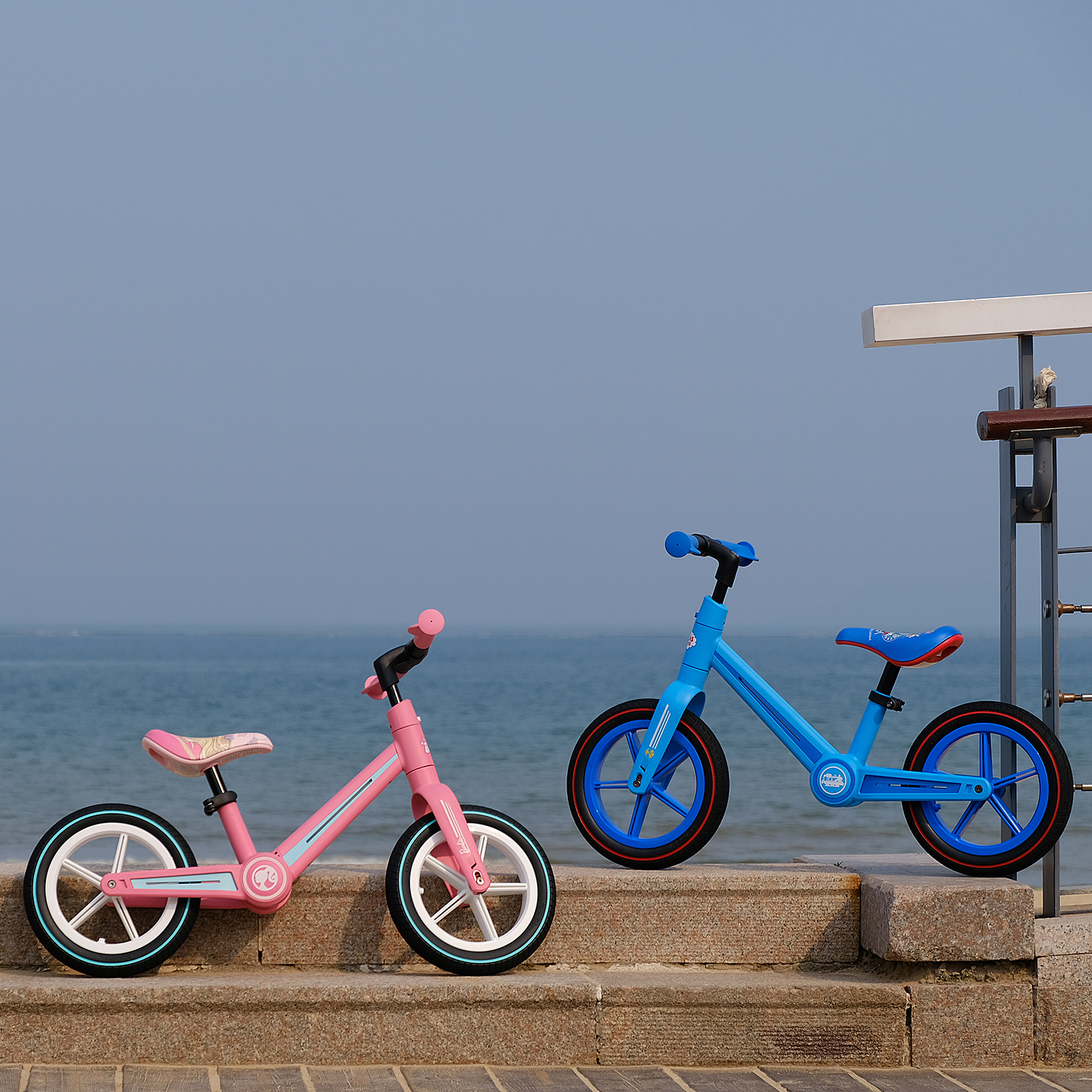 Thomas model folding balance bike children's scooter without pedal 123-year-old baby scooter self-leaning car