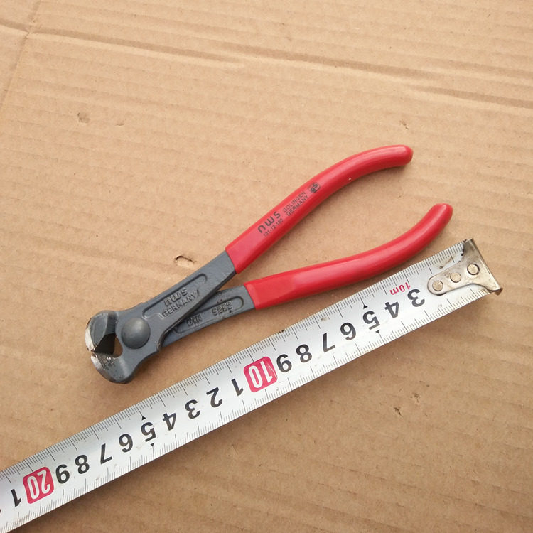 Imported backlog of German tools water pump pliers nutcracker test pliers tiger hand pliers top cutting pliers pointed nose pliers bevel mouth
