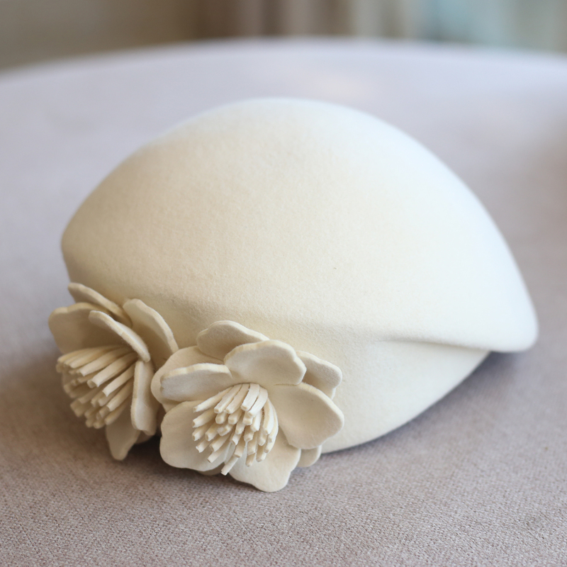 Wool Beret Hat for Women, Elegant and Stylish for Autumn and Winter, Floral Stewardess Hat, Fashionable Felt Hat, Beret Hat That Makes the Face Look Smaller