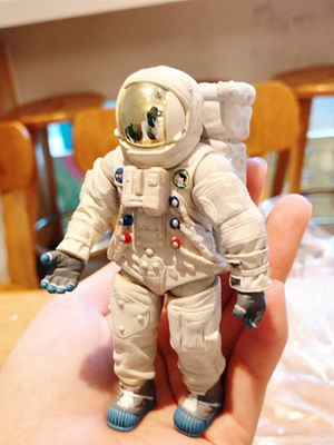 taobao agent Astronaut, minifigure, kinetic toy, jewelry, Chinese aerospace laptop