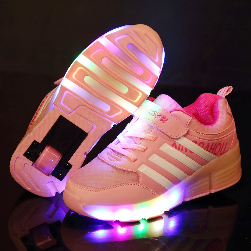 Riot shoes with lights Children's wheeled shoes Boy automatic invisible two-wheel skate shoes Student single-wheel explosive shoes