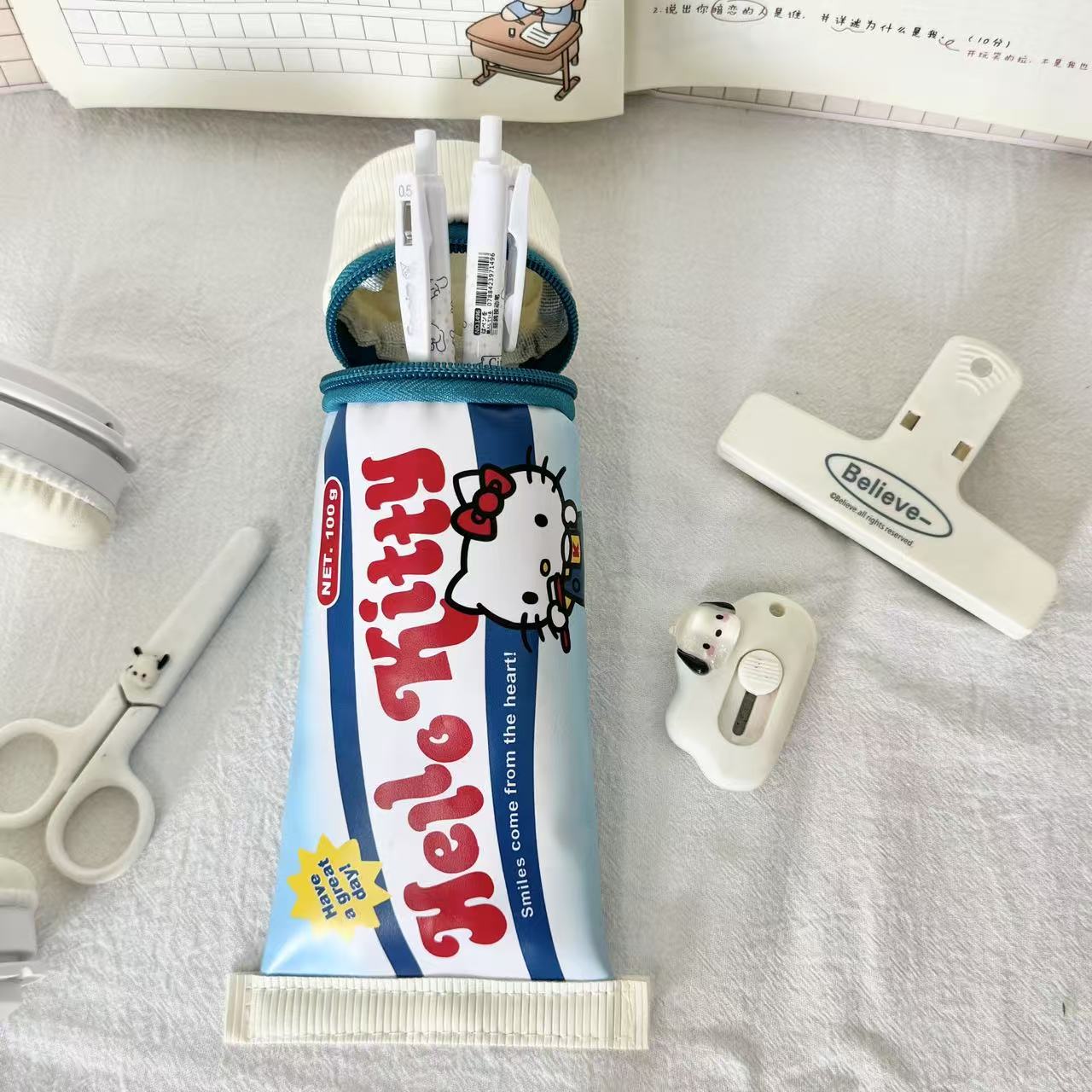 萌趣与实用的结合：大疆Pocket 3专用Kitty牙膏收纳袋