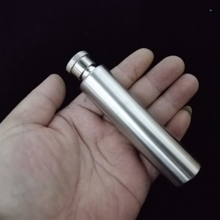 Creative mini 2 oz stainless steel wine tube thickened wine jug metal sealed tank storage bottle JJ flat bottom single tube