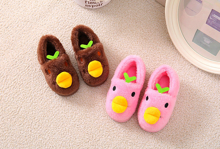 Pantoufles enfants en suède pour hiver - semelle caoutchouc - Ref 1033008 Image 40