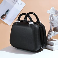 Атмосферная черная сумка Audi