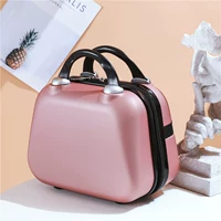 Красочная модель Golden Audi Bag Corner