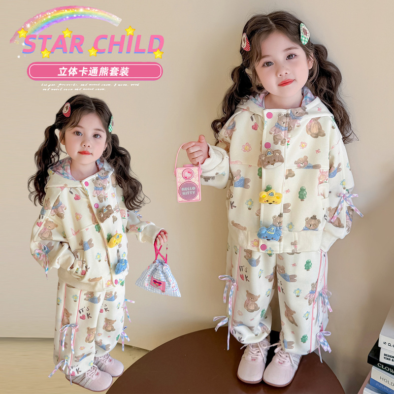 Girls' Cartoon Hooded Jacket Set, Spring and Autumn 2026 New Stylish and Fashionable Baby Girl Sports Two-Piece Set Girls' Cartoon Hooded Jacket Set, Spring and Autumn 2026 New Stylish and Fashionable Baby Girl Sports Two-Piece Set
