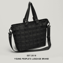 CHAOFAANJI JOINT DAY FAMILY Tide Cards Single Shoulder Inclined Satchel mens wind Large capacity handbag Totbag women