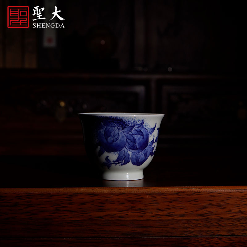 Holy big blue - and - white porcelain branch rui peach lines master cup manual hand - made jingdezhen tea kungfu tea sample tea cup