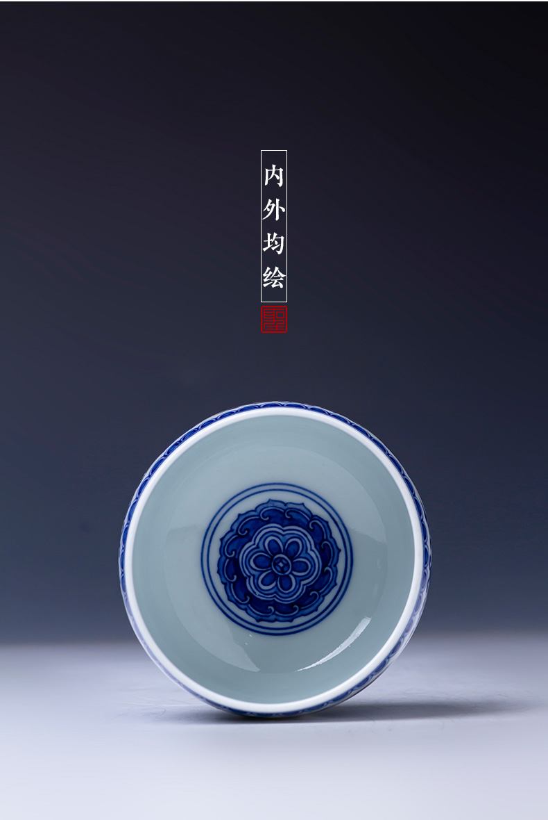 The big cup sample tea cup hand - made under glaze blue and white porcelain kung fu group pattern lie fa cup jingdezhen tea by hand