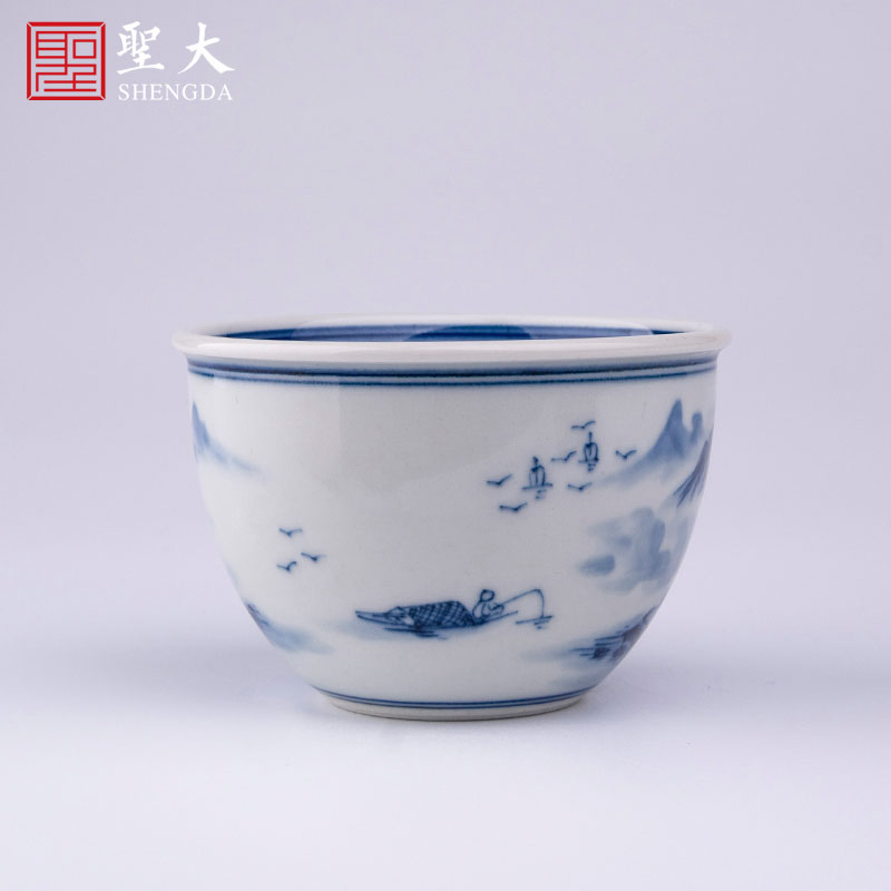 The big blue and white "mountain scenery" cylinder cup manual hand - made ceramic jingdezhen tea sample tea cup kung fu tea cups