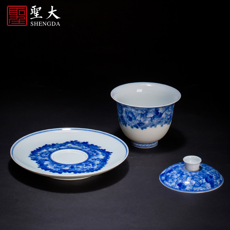 The large ceramic three tureen teacups hand - made love blue butterfly flower tea bowl full manual jingdezhen kung fu tea set