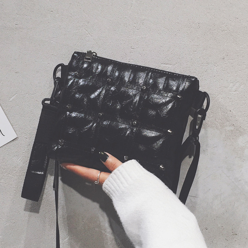 Casual Advanced Sensation Pouch Pack Woman 2019 new Korean version 100 hitch Fashion Diagonal Cross Sloping Satchel Small Square Bag