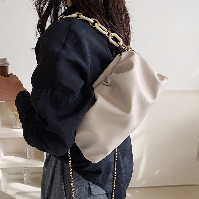 Genuine leather chain bag bag 2021 new tide fashion 100 hitch satchel satchel advanced sensation small crowdsourced single shoulder axillary underpack