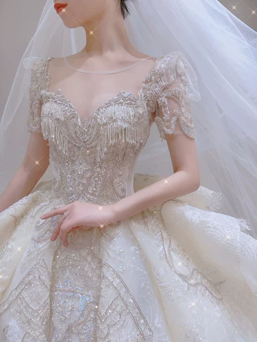 Французское главное свадебное платье 2023 Новая невеста, плечо, плечо, высокий смысл в стиле суда, роскошная тяжелая работа, высокая талия, хвост