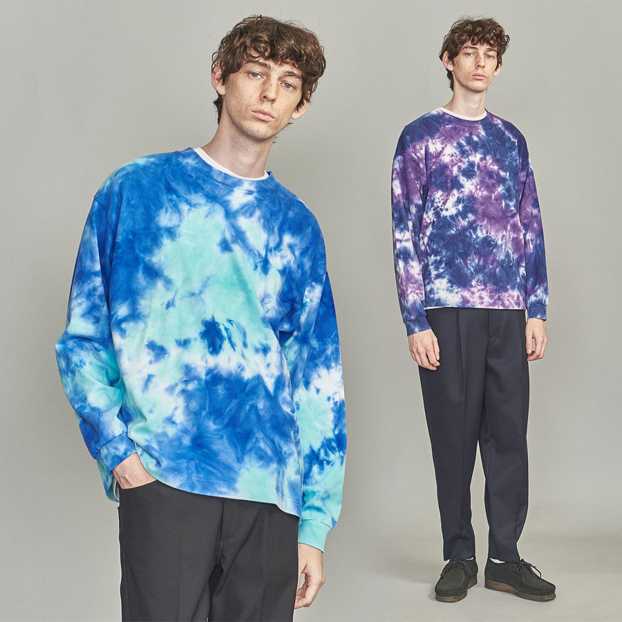 Dazzling Progressive Color Hand Zoration Comfort Full Cotton OVERSIE Falling Shoulders Loose profile Round neck Long sleeves T-shirt