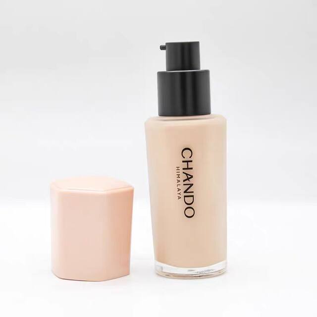 Chando Liquid Foundation 30ml Photosensitive Flawless Long-Lasting Foundation for Oily Skin, Moisturizing, Concealing, Light and Refreshing
