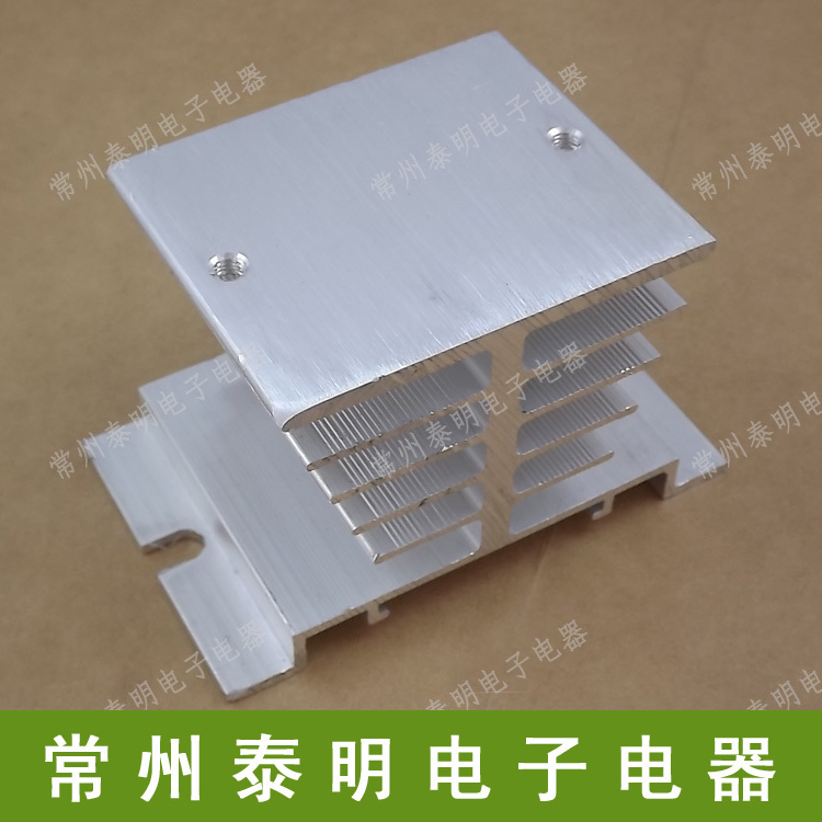 Small SSR Solid State Relay Base Radiators Aluminium-extruded material Vertical T-type radiator crown