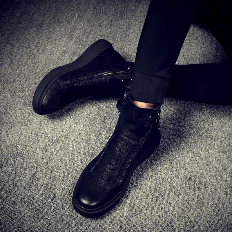 2022 new autumn and winter men's boots all-match mid-tube Martin boots men's leather boots two cotton shoes plus velvet warm boots men's tide