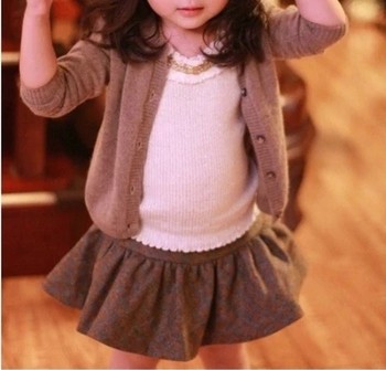 Knitted pure cashmere sweater children's cardigan autumn and winter sweater Knitted pure cashmere sweater children's cardigan autumn and winter sweater