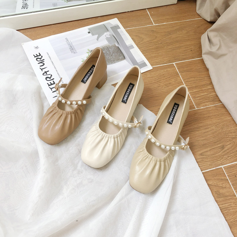 Korean folded thick-heeled shoes women's medium-heeled 2022 new all-match fairy style student shallow mouth retro Mary Jane shoes