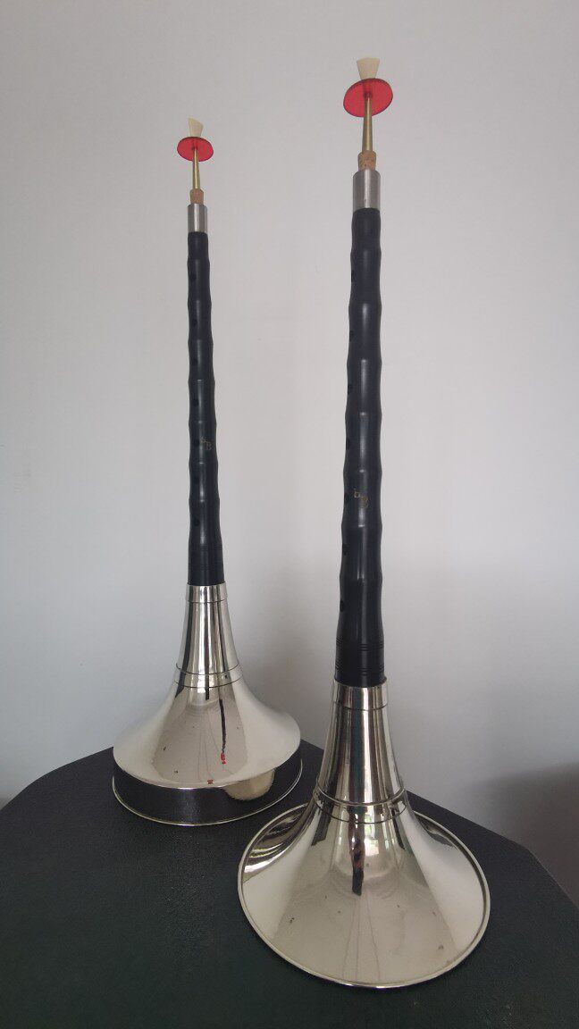 Black sandalwood mullet with a B-tone professional suona