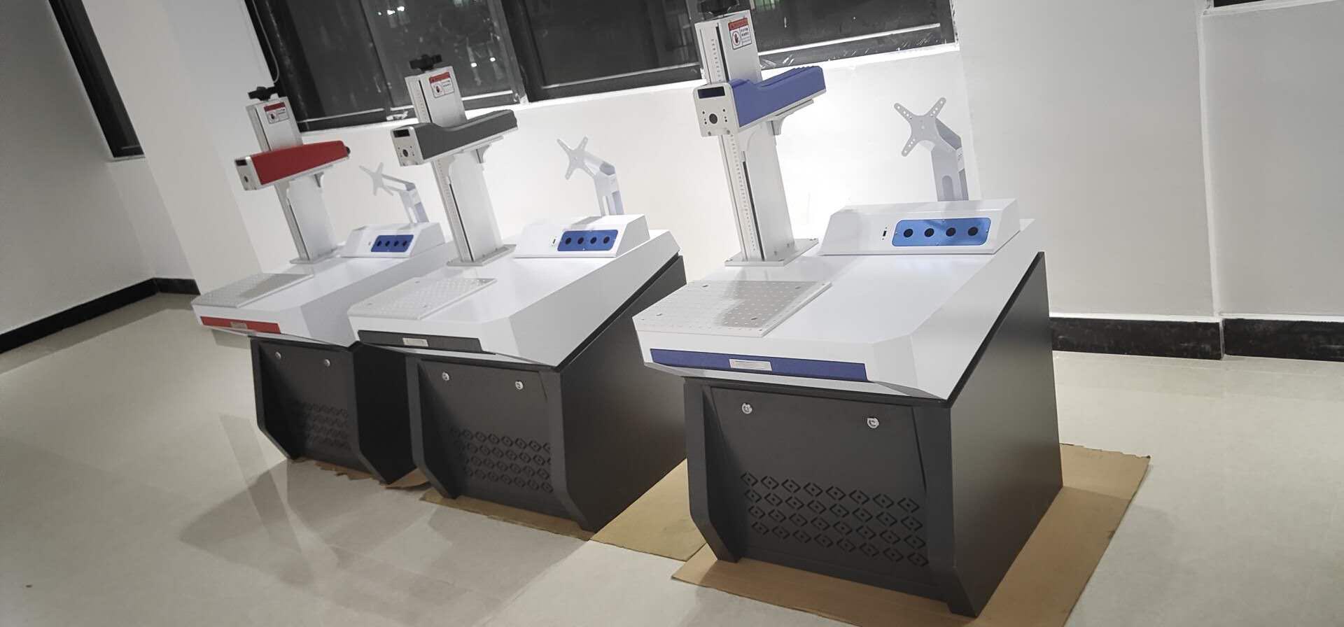 The latest section of the laser fiber engraving machine enclosure