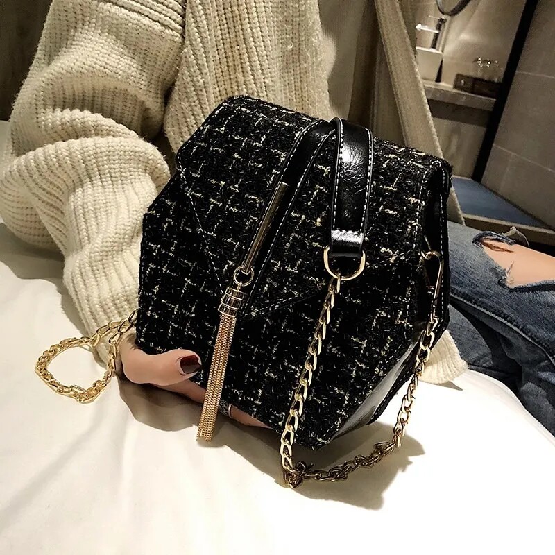 Korean version Chauffins Packets Bag Girl Chic 100 Hitch Wave Skew Satchel Shoulder Chain, Sub-Flow Su Small Square Bag New