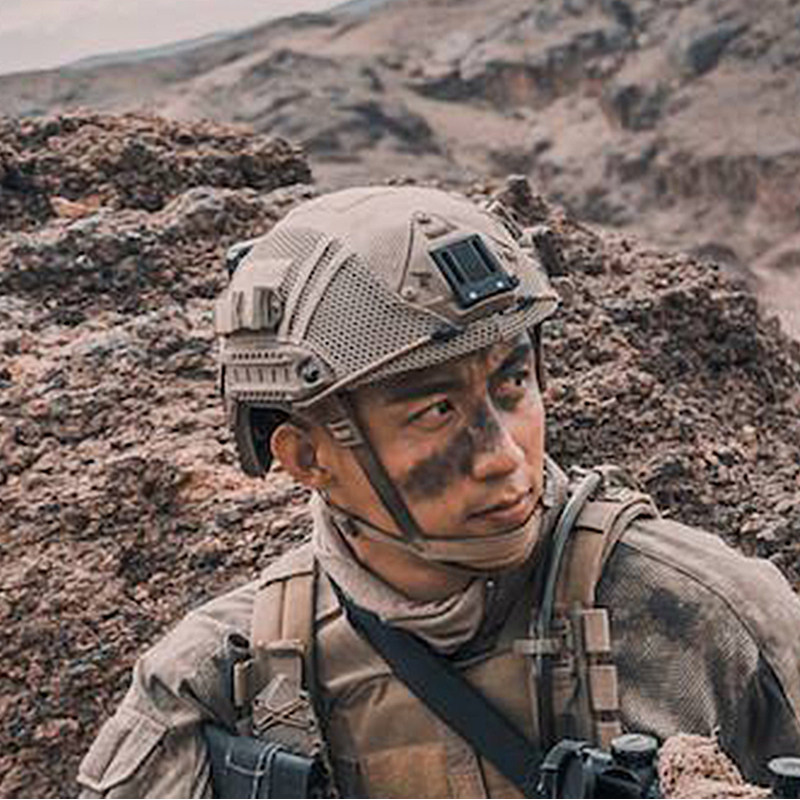 Tactical helmet U.S. military 1 5 kg steel helmet army fan special warfare equipment glass fiber reinforced plastic explosion-proof bullet-proof combat helmet