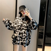  Long-sleeved t-shirt womens spring and autumn Korean version loose design sense personality graffiti mid-length round neck wild fried street clothes trend