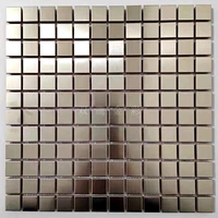 Серебряная матовая поверхность 23*23 мм