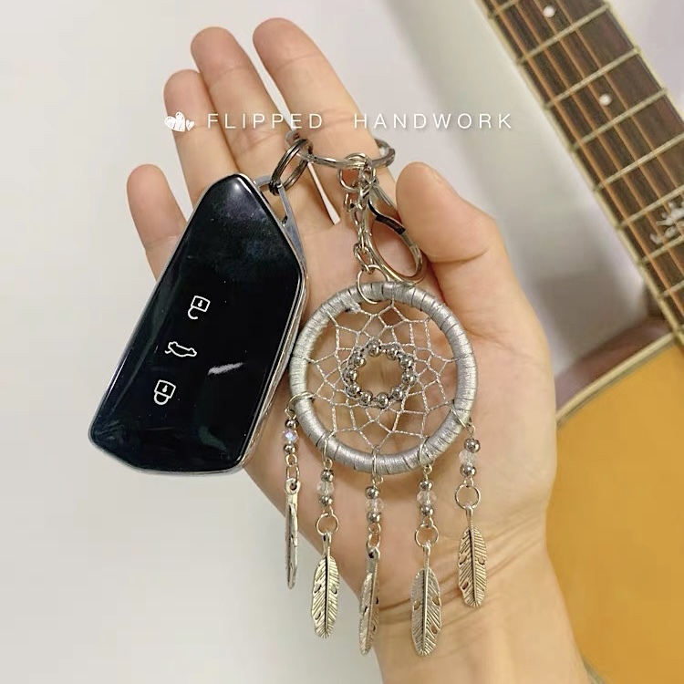 Retro Simple Original Dream Catcher Woven Retro Keychain Pendant Personalized Bag Hanging Heartfelt Gift Alloy Material