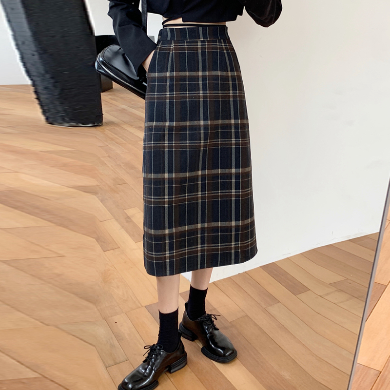 Large size autumn and winter skirt 2022 new western style split woolen plaid fat sister pear shape a-line skirt