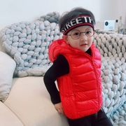 Mùa thu đông 2018 trẻ em xuống áo bông bé trai áo vest trùm đầu bé gái vest bé tay áo sơ mi thủy triều