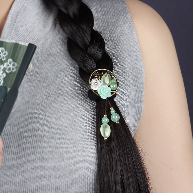 Retro ponytail button hair ring Mori Women's department hair ring green flower Grape Stone National Wind Head Decorated with Ancient Wind Hair Circle