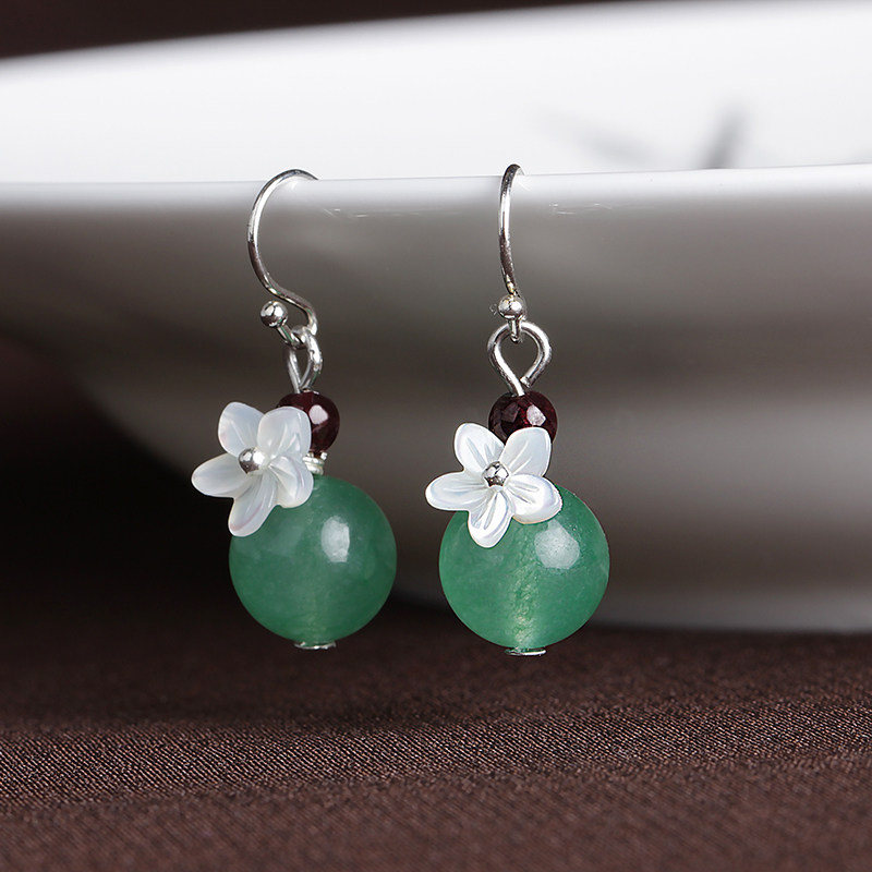 Ethnic Wind Sen Ensemble Earrings Short female comeback lukewarm wind small ear pendant fresher and delicate ultra-fairy mini ancient wind ear decoration