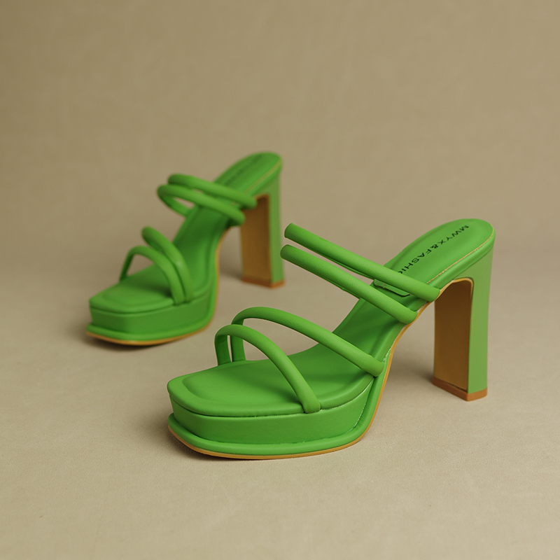 Green High-Heeled Shoes for Women, Suitable for Summer Wear, Comfortable and Not Tiring for the Feet, 2025 Model Mules, Petite Size 33, Thick-Soled Sandals, 10cm