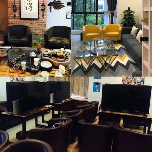 Маленький диван для отдыха для двоих, ноутбук