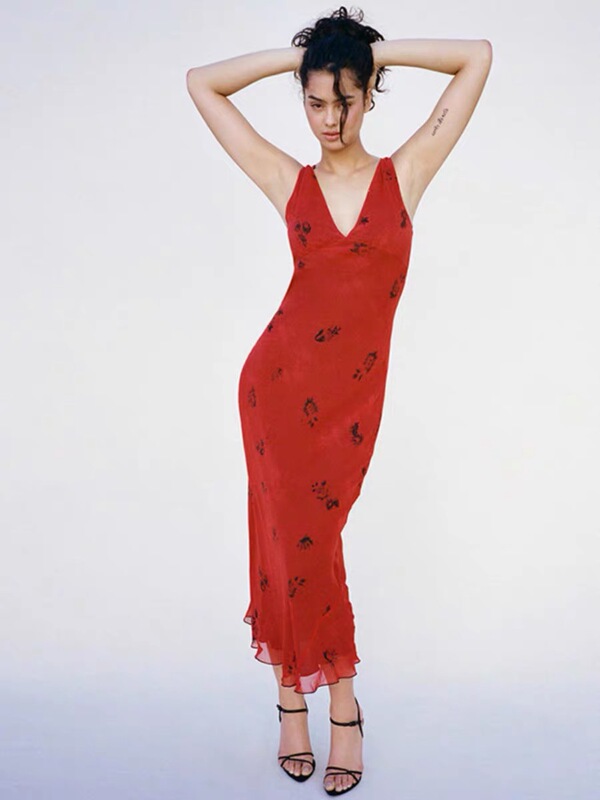 Realisationpar Zhong Chuxi's Same Style Dress Red V-Neck Silk Long Dress the Eva