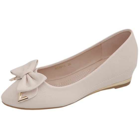 2025新款坡跟单鞋女内增高淑女鞋百搭防滑平底浅口软皮软底妈妈鞋