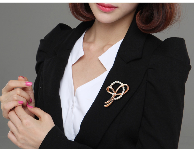 Nhật Bản và Hàn Quốc thời trang ngọc trai trâm cài áo tây nam lắp ráp áo len nam len lớn pin đơn giản khăn choàng khóa ghim cài áo nam
