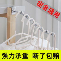 College student Dormitory God containing female sleeping room Upper and lower bunk bed edge hanging clothes hook bedside hanging clothes Previous