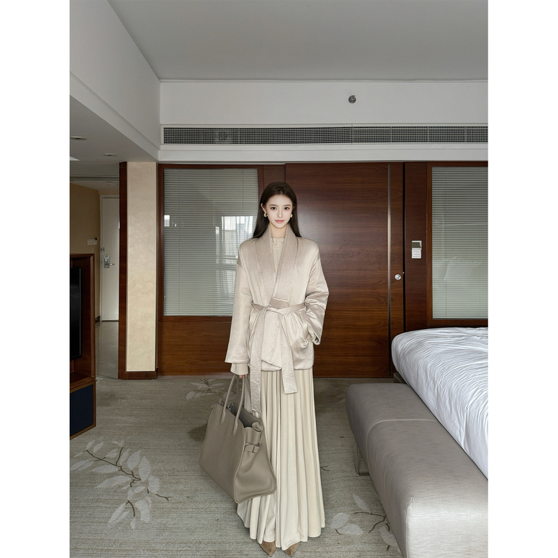 Youwei【Glacier Hot Spring】2026 Very Stylish down Jacket for Women, Short Winter Coat for Early Winter