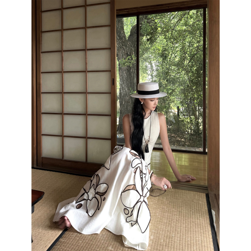 Youwei White Dress for Women 2026 New Summer Style, Elegant and Slimming Long Tank Dress