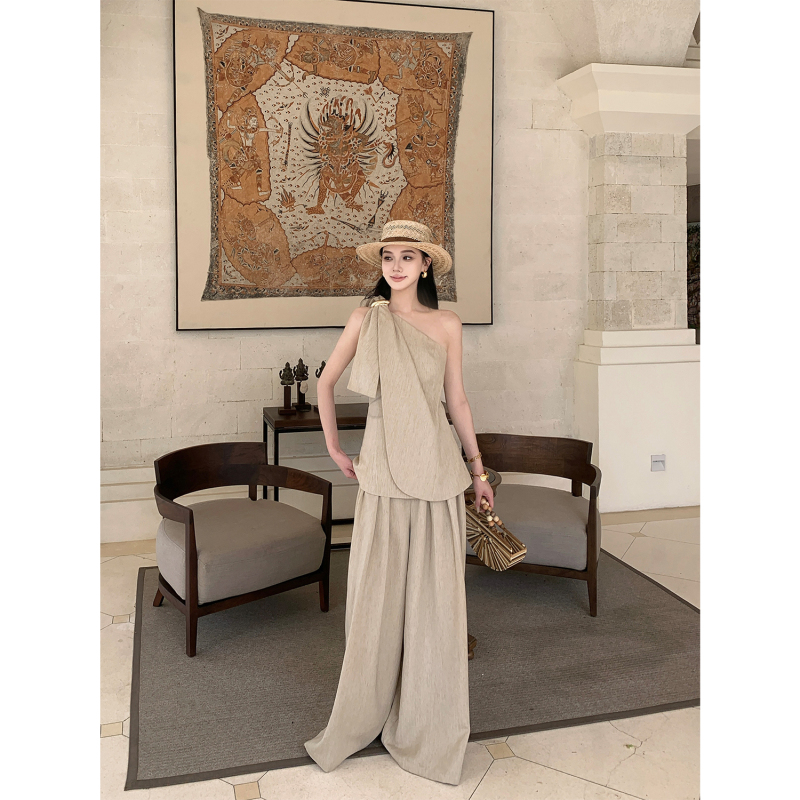 Youwei Summer Outfit Set 2026 New Sleeveless Vest Top Wide-Leg Pants Two-Piece Set for Women Youwei Summer Outfit Set 2026 New Sleeveless Vest Top Wide-Leg Pants Two-Piece Set for Women