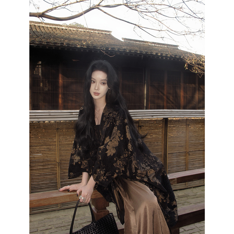Youwei Early Spring New Chinese-Style Coat for Women, High-End, Loose, Slimming, Black Cape Shawl Top for Spring